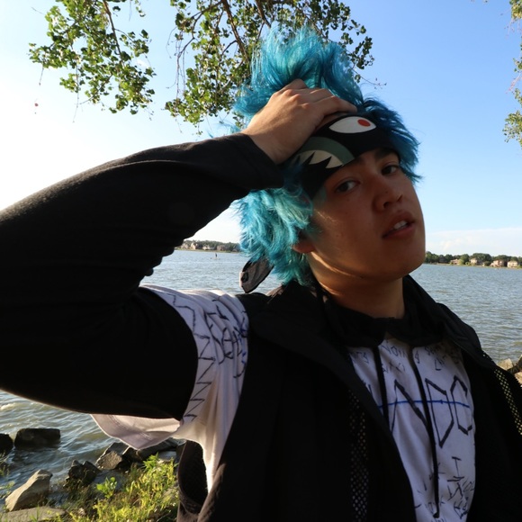 Meet your Posher, Kevin - Picture 1 of 1